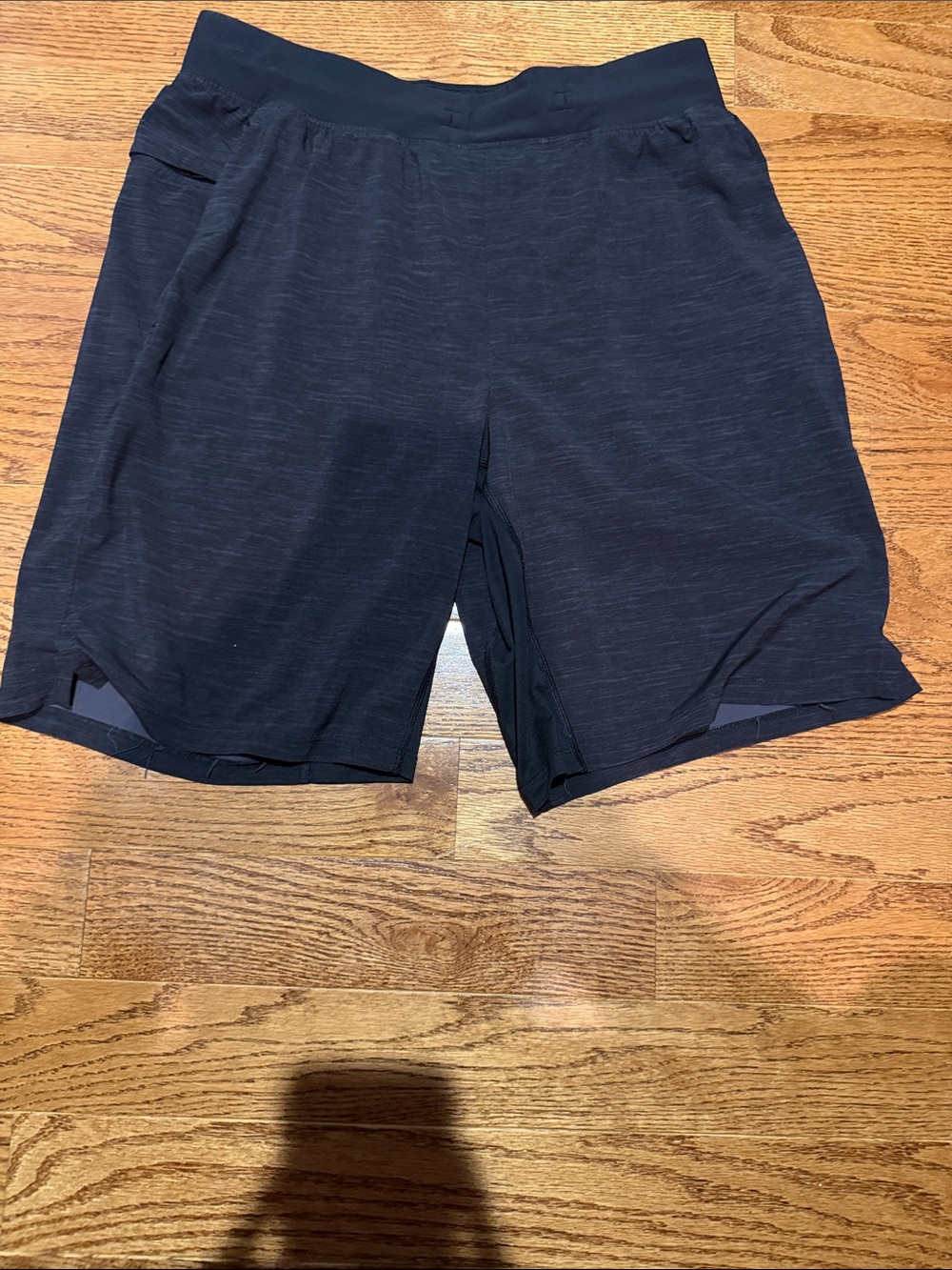 lululemon athletica Men's Black Athletic Shorts 9 inch inseam